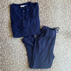 Vineyard vines waffle knit thermal Henley pajama set size L